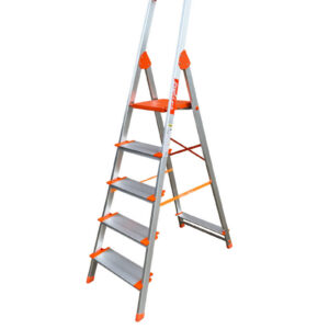 Escalera de aluminio para uso profesional y doméstico DOMIN
